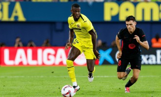 巴塞罗那 vs 比利亚雷亚尔：西甲积分榜榜首与第三名的对决