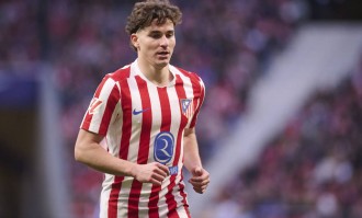 阿尔瓦雷斯遭遇职业生涯最大危机！万达大都会球场嘘声四起，西蒙尼该如何力挽狂澜？