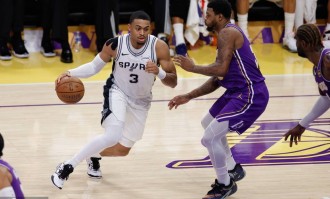 无文班却经历惊人蜕变 这一次马刺崛起终于成真了？