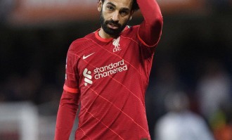 利物浦缺萨拉赫依然取胜，曼城皇马大战，阿隆索的困境无姆巴佩可解？