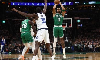 塔图姆复出15+12+7布朗24+7+7 绿军送独行侠六连败
